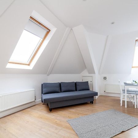 Great 1 Bedroom In Hounslow With Free Parking Abbey Wood Экстерьер фото