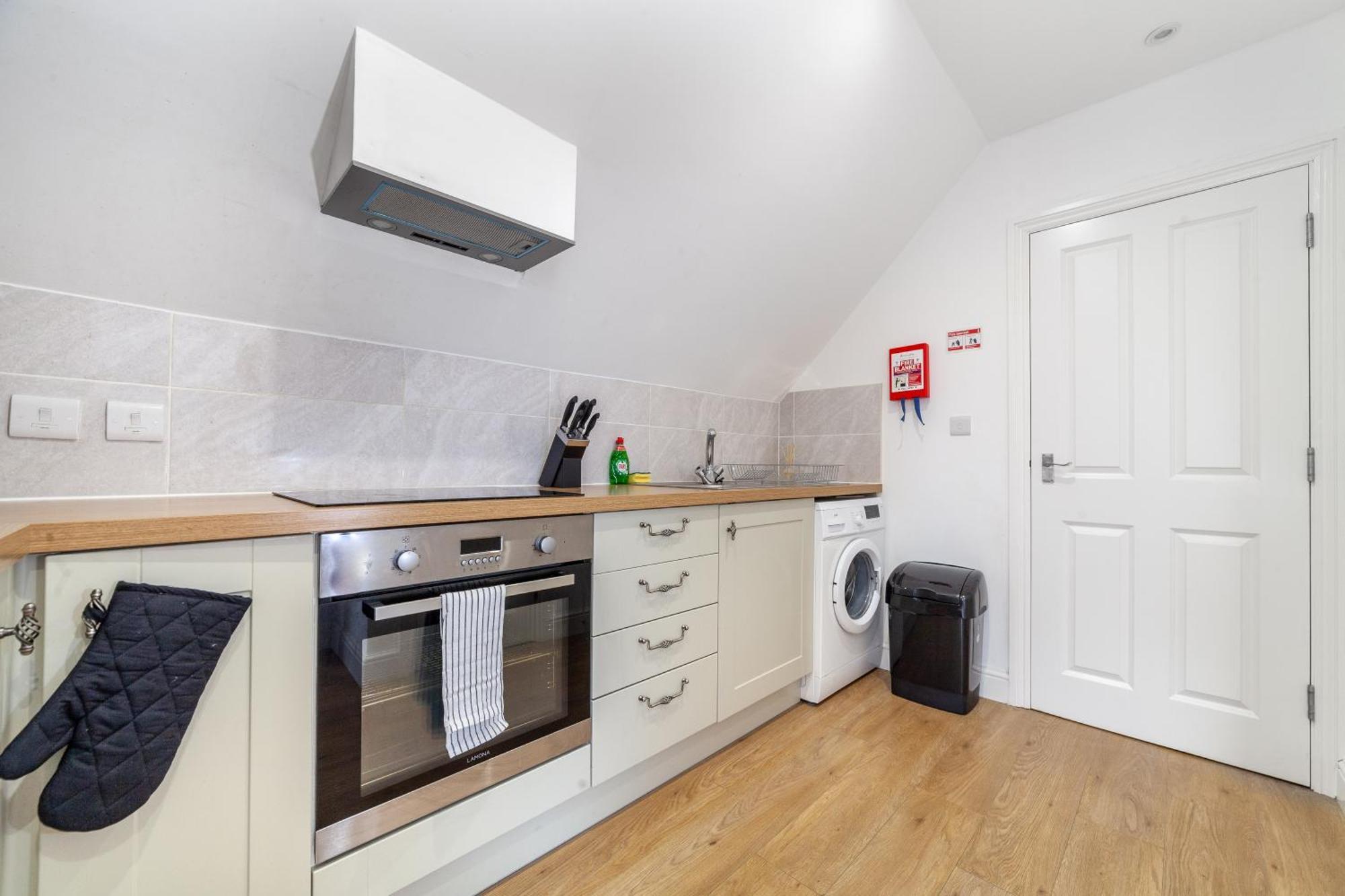 Great 1 Bedroom In Hounslow With Free Parking Abbey Wood Экстерьер фото