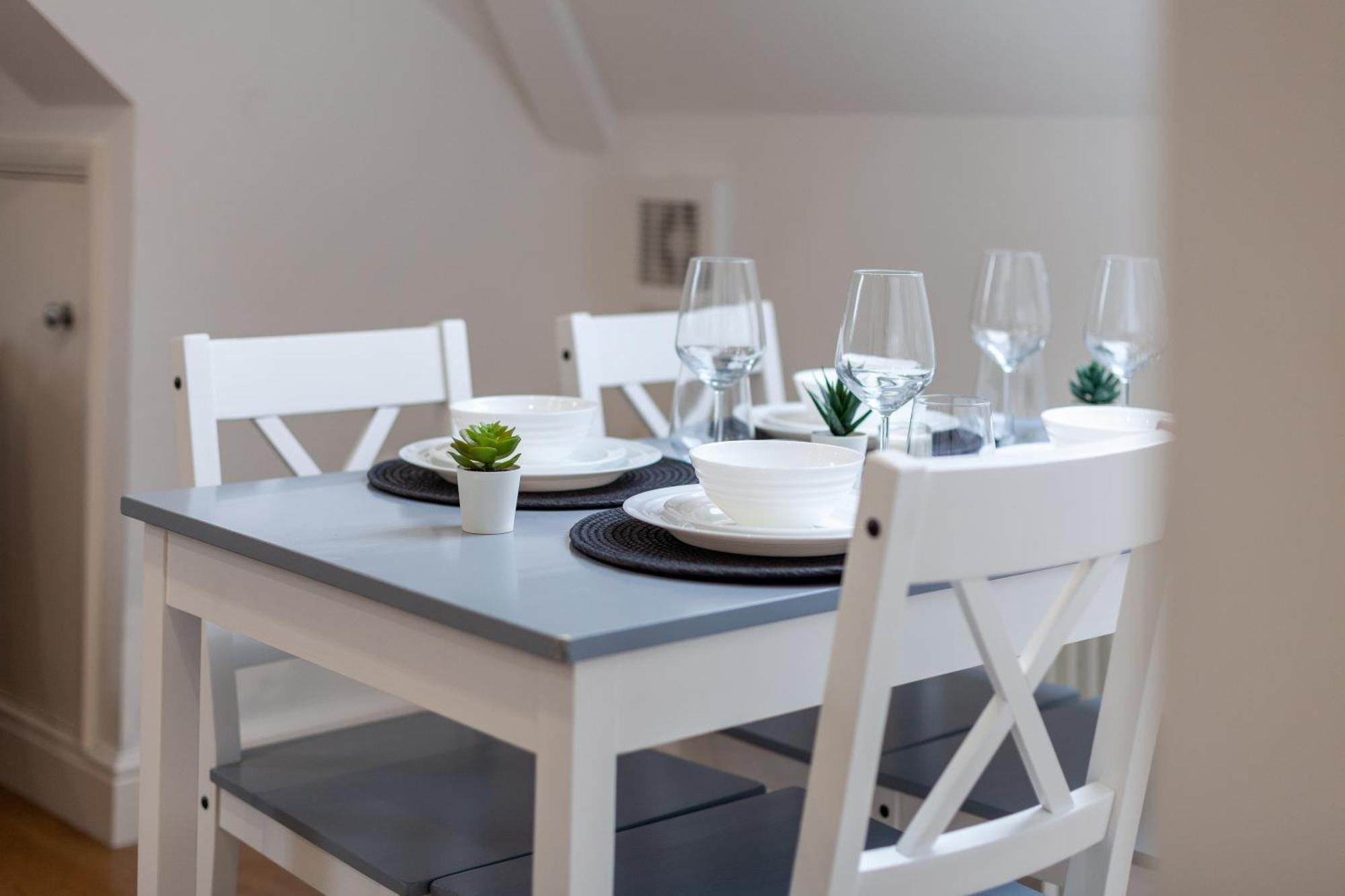 Great 1 Bedroom In Hounslow With Free Parking Abbey Wood Экстерьер фото